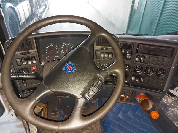 31#5715 Autocarro Scania in vendita - foto 14