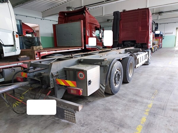 36#5715 Autocarro Volvo in vendita - foto 4