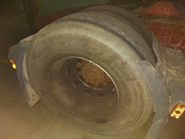 42#5715 Trattore stradale Iveco in vendita - foto 9
