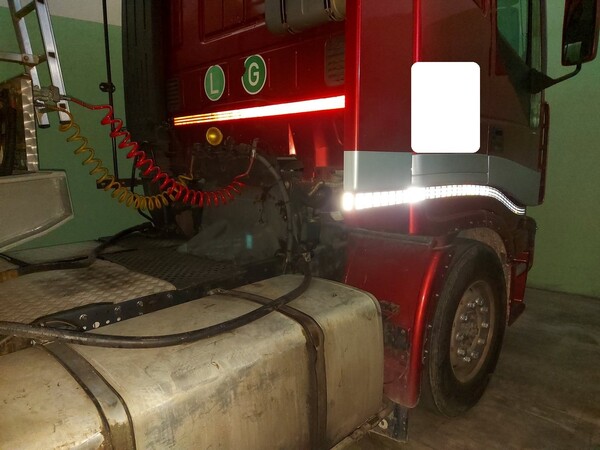 45#5715 Trattore stradale Iveco Stralis in vendita - foto 5