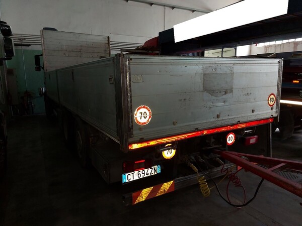 49#5715 Autocarro Volvo in vendita - foto 3