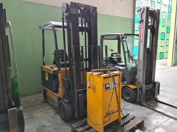 59#5715 Carrello elevatore Cesab in vendita - foto 1