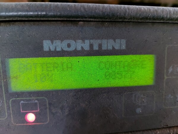 62#5715 Carrello elevatore Montini in vendita - foto 4