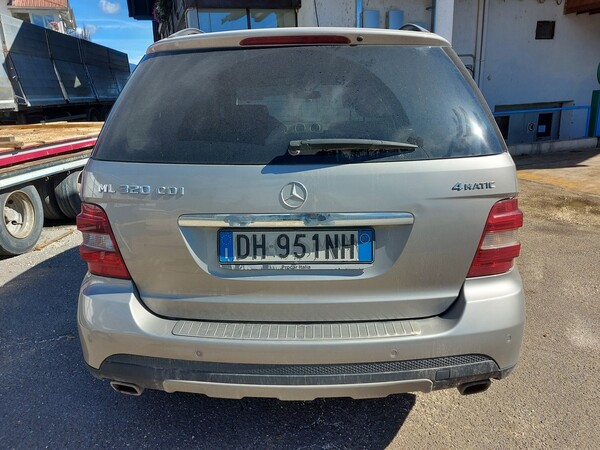 76#5715 Autovettura Mercedes in vendita - foto 4