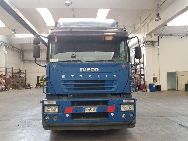 14#5720 Trattore stradale Iveco Stralis in vendita - foto 8