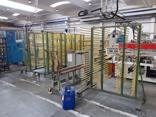 9#5720 Carrelli e contenitori in ferro in vendita - foto 15