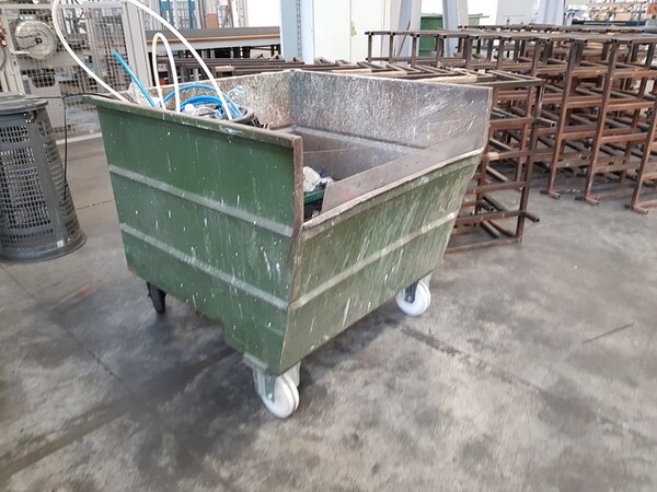 9#5720 Carrelli e contenitori in ferro in vendita - foto 25