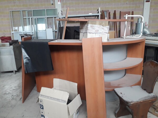 3#5722 Attrezzature informatiche e arredo uffici in vendita - foto 18