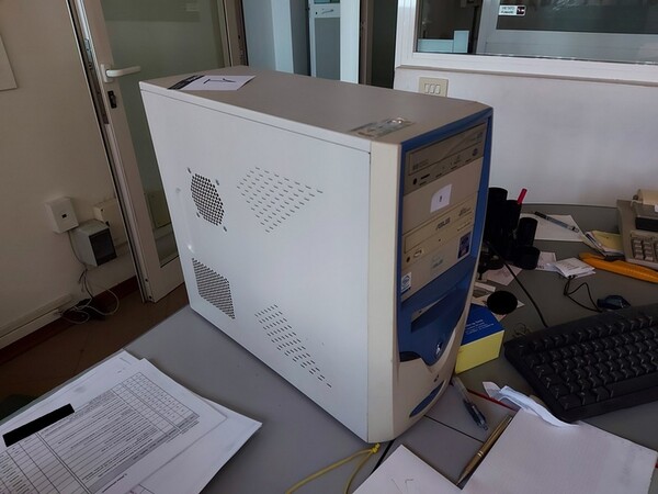 1#5740 Arredamento ufficio in vendita - foto 6