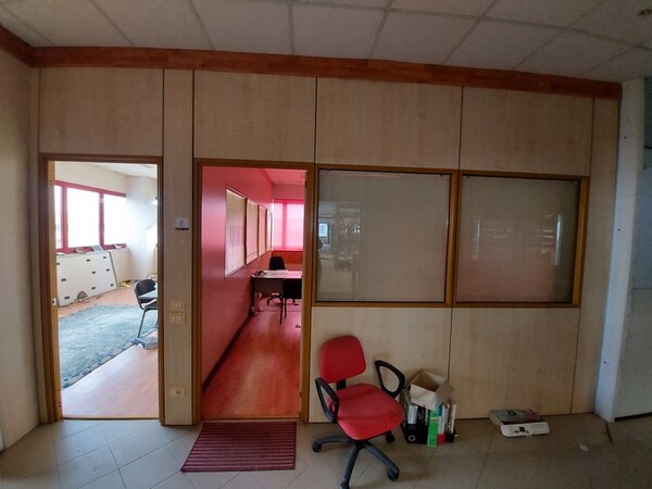 1#5740 Arredamento ufficio in vendita - foto 37