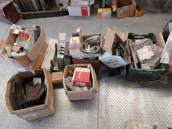 2#5740 Scaffalature e rimanenze magazzino in vendita - foto 13