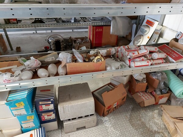 2#5740 Scaffalature e rimanenze magazzino in vendita - foto 17