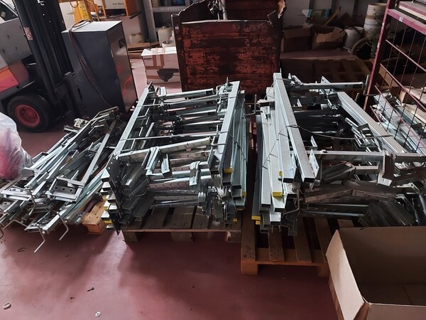 2#5740 Scaffalature e rimanenze magazzino in vendita - foto 54