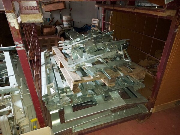 2#5740 Scaffalature e rimanenze magazzino in vendita - foto 55
