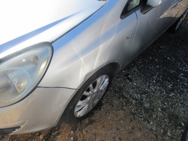 4#5741 Autovettura Opel Corsa in vendita - foto 8