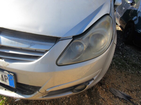 4#5741 Autovettura Opel Corsa in vendita - foto 9