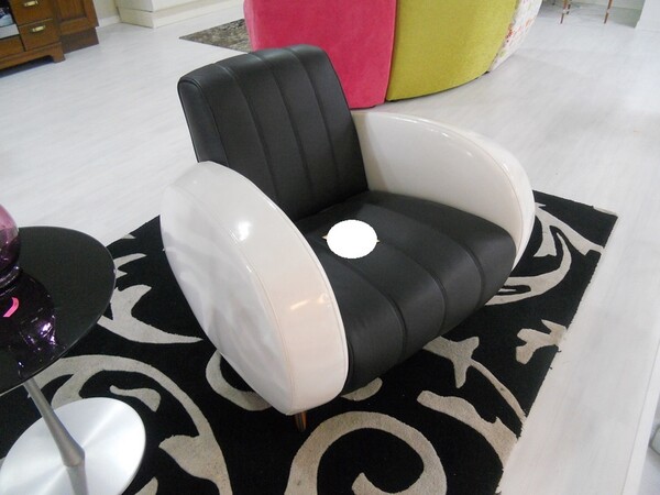 18#5754 Poltrona modello Vespa e tappeto rettangolare in vendita - foto 11