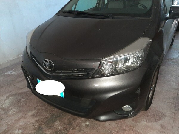 32#5754 Autovettura Toyota Yaris in vendita - foto 6