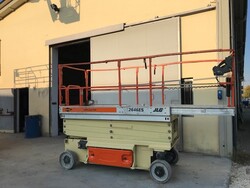 Piattaforma verticale JLG 2646ES - Lotto 2 (Asta 5755)