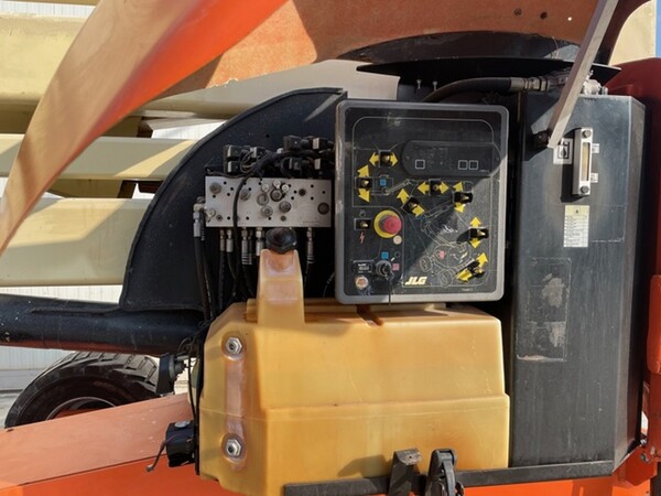 6#5755 Piattaforma aerea Boomlift JLG in vendita - foto 14