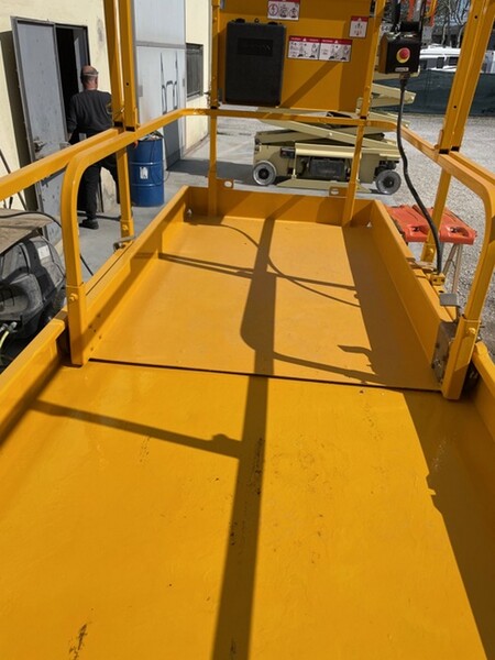 8#5755 Piattaforma aerea verticale Haulotte Compact in vendita - foto 4