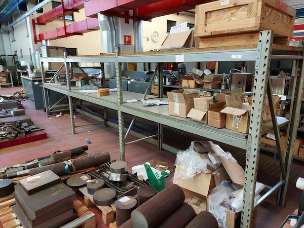 3#5758 Banconi da lavoro e arredi officina in vendita - foto 51