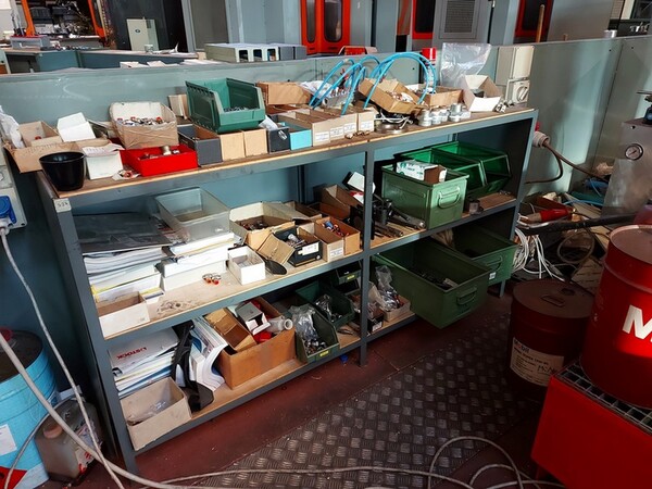 3#5758 Banconi da lavoro e arredi officina in vendita - foto 68
