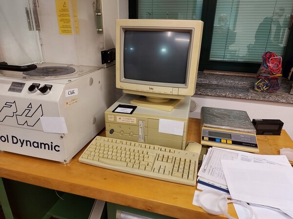 5#5758 Arredi e attrezzature elettroniche da ufficio in vendita - foto 7