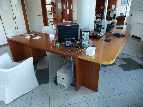 5#5758 Arredi e attrezzature elettroniche da ufficio in vendita - foto 59