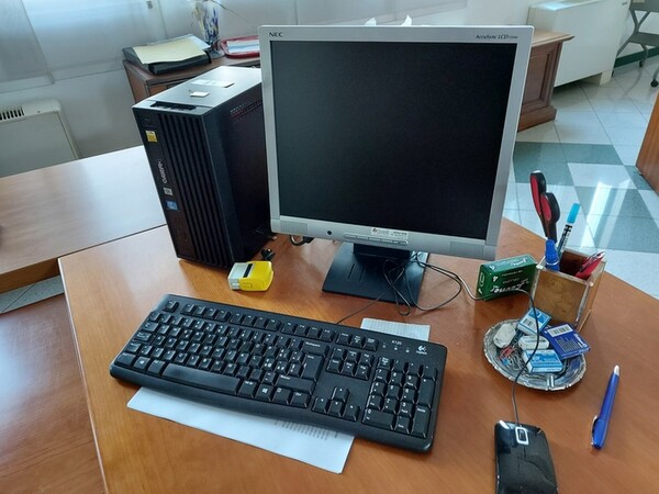 5#5758 Arredi e attrezzature elettroniche da ufficio in vendita - foto 61