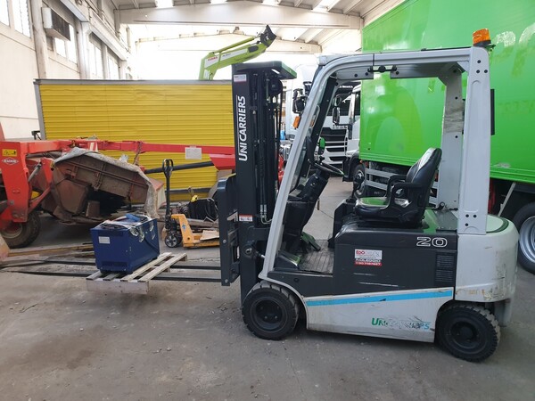 8#5760 Carrello elevatore Unicarriers TX4-20 in vendita - foto 1