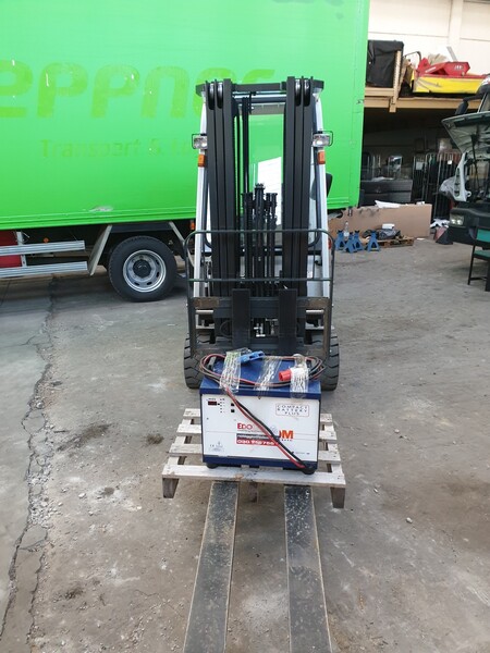 8#5760 Carrello elevatore Unicarriers TX4-20 in vendita - foto 6