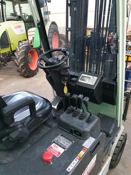8#5760 Carrello elevatore Unicarriers TX4-20 in vendita - foto 11