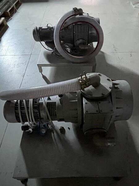 3#5772 Pompe ricambio con impianto confezionamento in vendita - foto 1