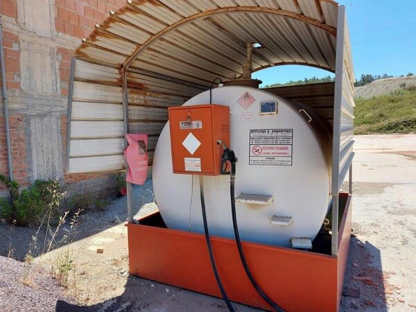 17#5783 Cisterne per gasolio Officina Di Martino in vendita - foto 6