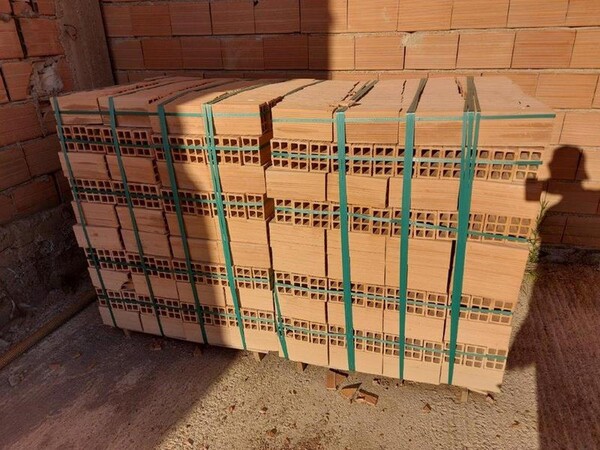 23#5783 Stock di mattoni forati in vendita - foto 5