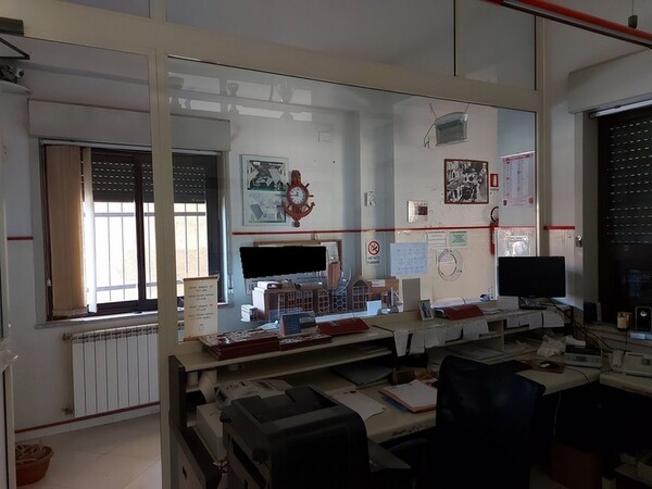 43#5783 Arredi per ufficio in vendita - foto 11