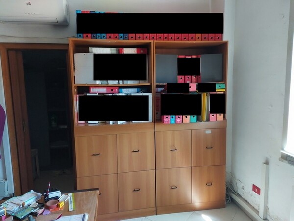 43#5783 Arredi per ufficio in vendita - foto 35