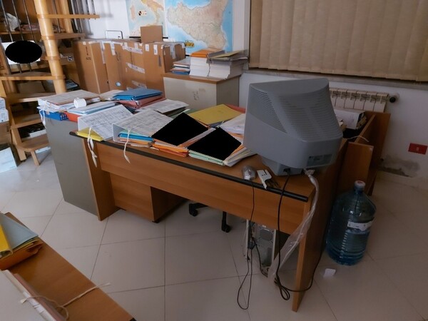 43#5783 Arredi per ufficio in vendita - foto 60