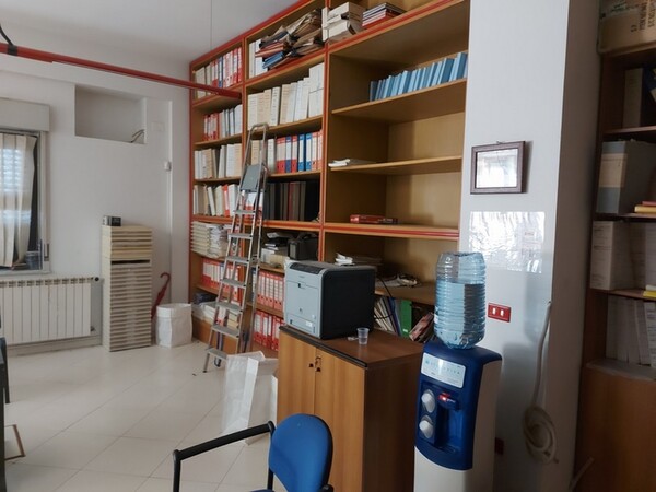 43#5783 Arredi per ufficio in vendita - foto 90