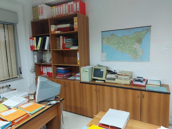 43#5783 Arredi per ufficio in vendita - foto 101