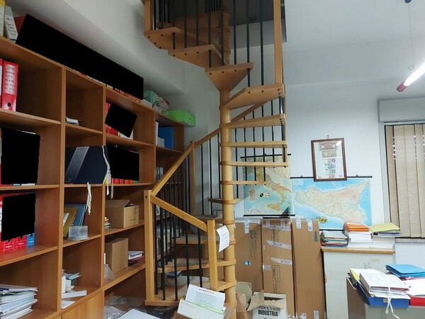 43#5783 Arredi per ufficio in vendita - foto 109