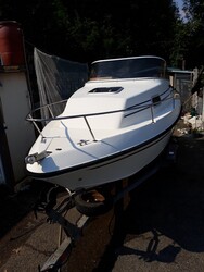 Elan motor boat model CabinE18 - Lot 0 (Auction 5795)