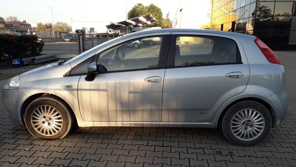 1#5798 Autovettura Fiat punto in vendita - foto 8