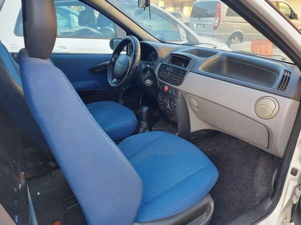 32#5809 Autocarro Fiat Punto Van in vendita - foto 9