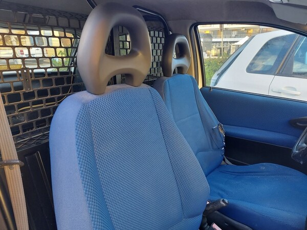 32#5809 Autocarro Fiat Punto Van in vendita - foto 11