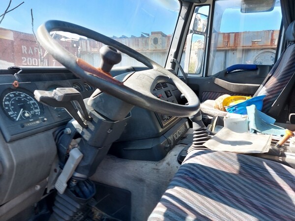 54#5809 Trattore stradale Iveco Magirus 440 in vendita - foto 12