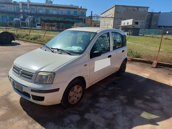 63#5809 Autocarro Fiat Panda in vendita - foto 2