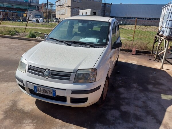 63#5809 Autocarro Fiat Panda in vendita - foto 3