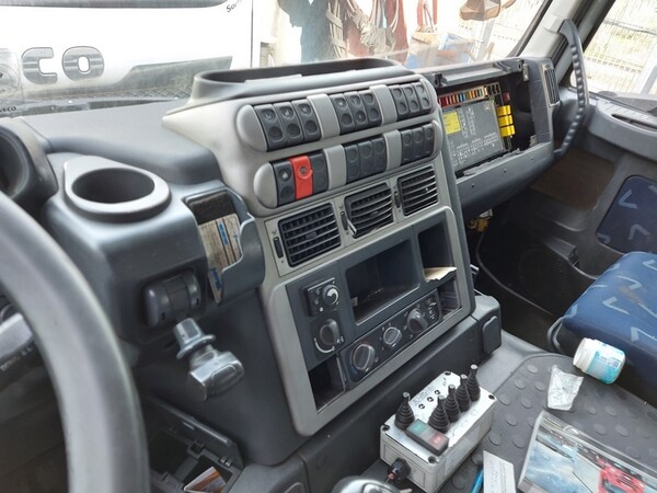 7#5809 Autocarro Iveco 2Y3C in vendita - foto 24